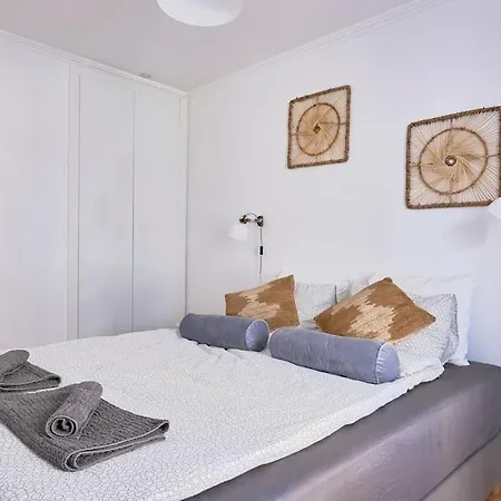 Baixa And Alfama At Your Doorstep, Terrace Aircon Лісабон