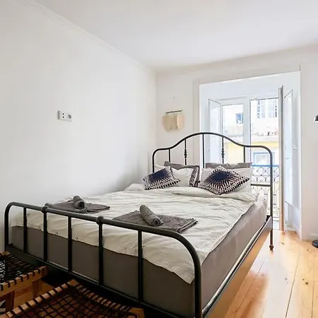 Baixa And Alfama At Your Doorstep, Terrace Aircon Apartment *