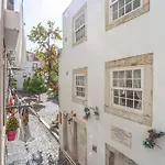 아파트 Baixa And Alfama At Your Doorstep, Terrace Aircon *